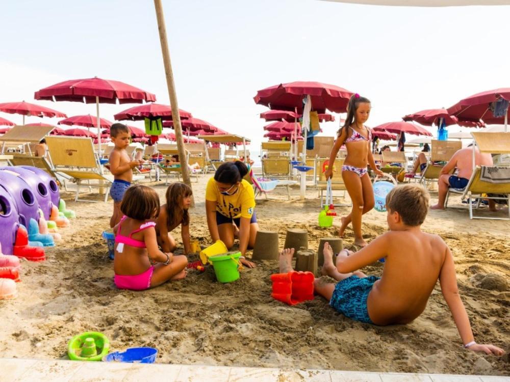 לידו די סביו Hotel Tokio Village - Azzurro Club מראה חיצוני תמונה