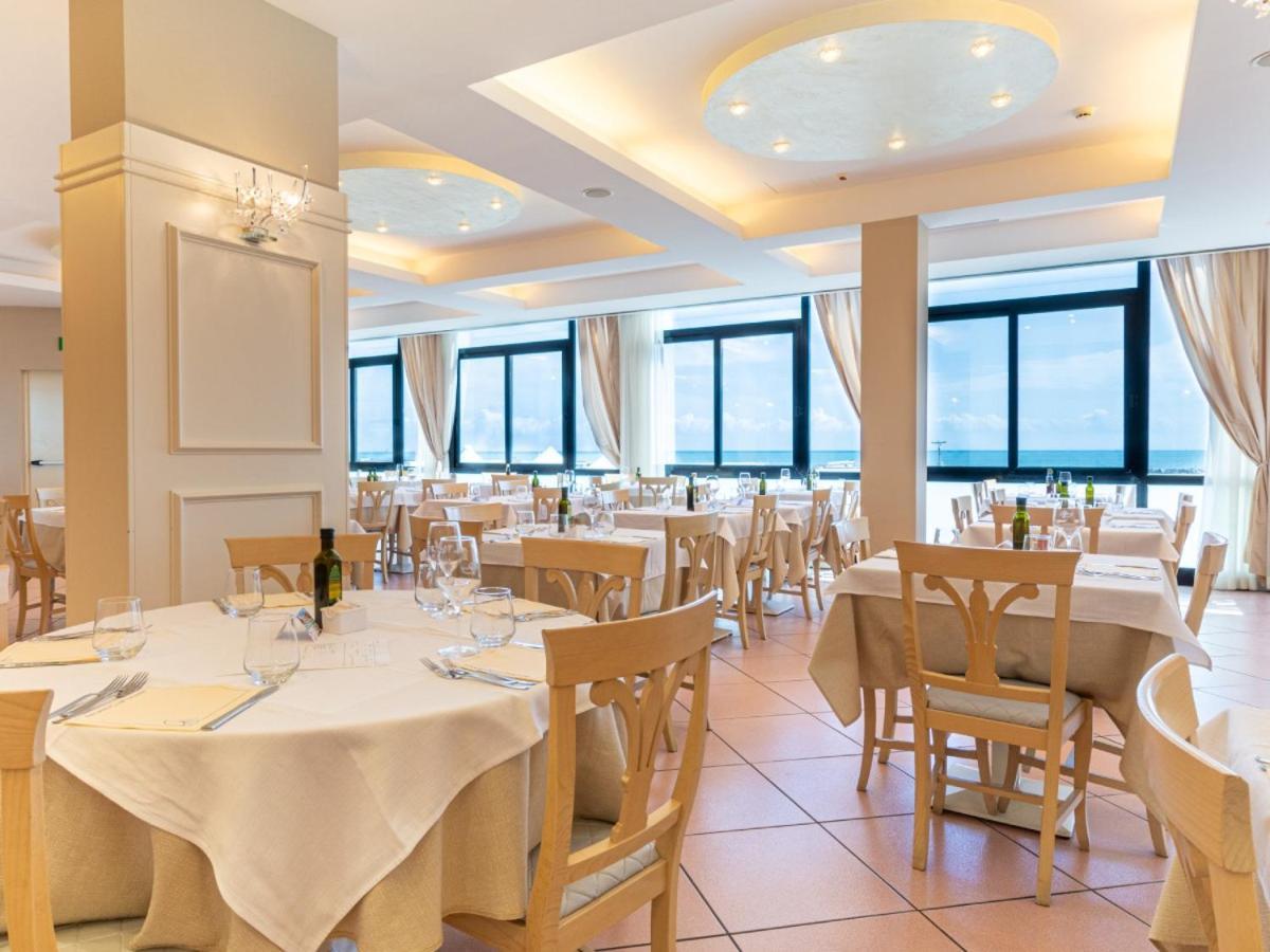 לידו די סביו Hotel Tokio Village - Azzurro Club מראה חיצוני תמונה