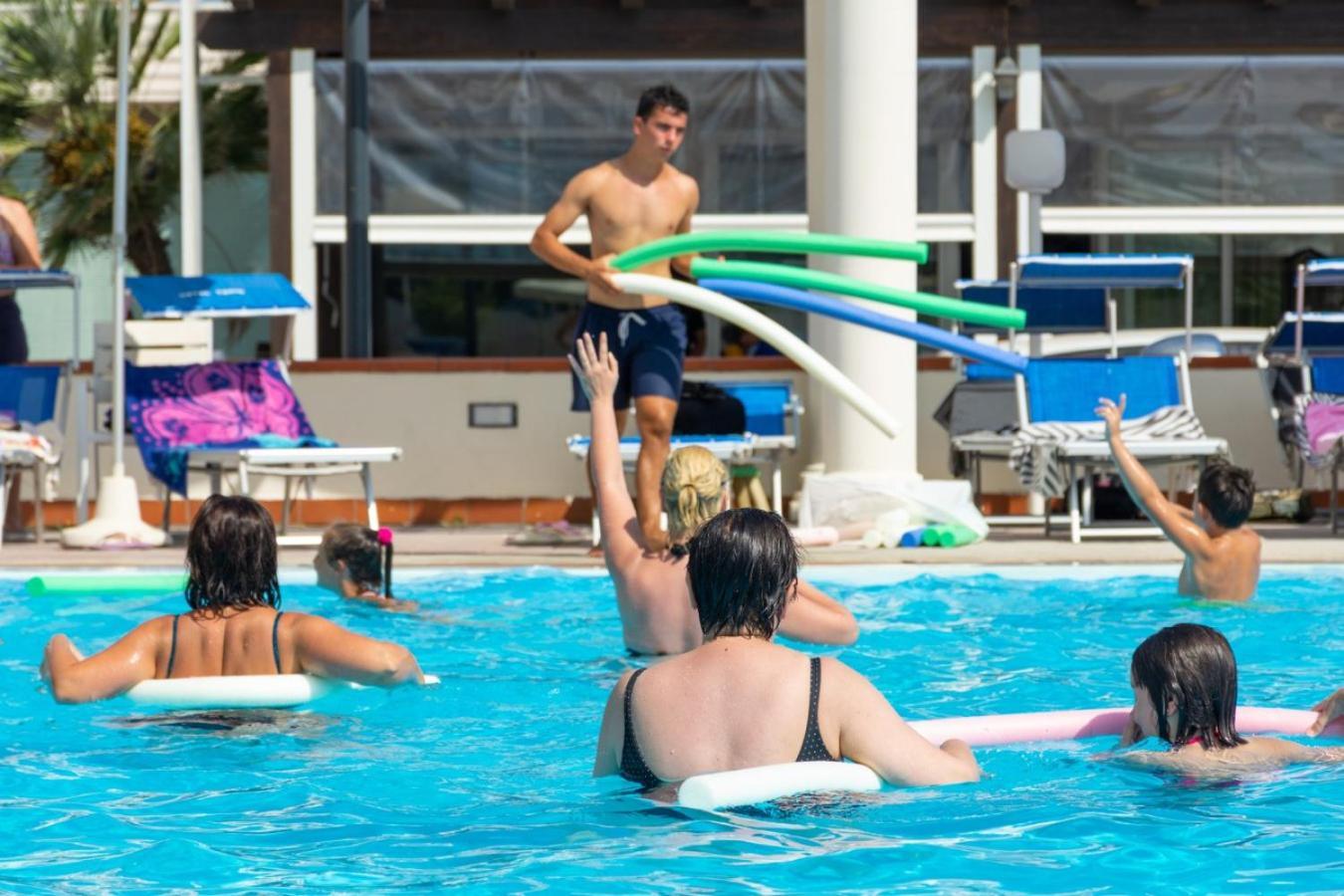 לידו די סביו Hotel Tokio Village - Azzurro Club מראה חיצוני תמונה
