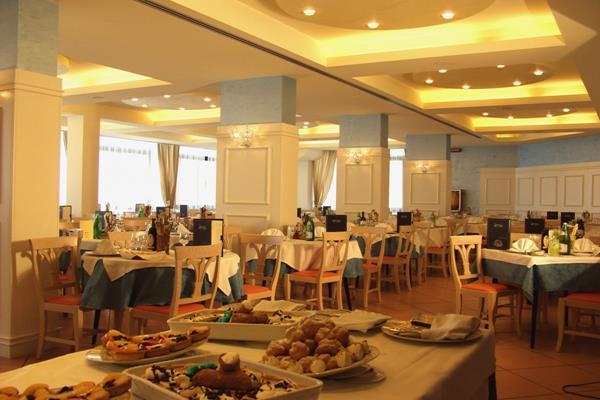 לידו די סביו Hotel Tokio Village - Azzurro Club מראה חיצוני תמונה